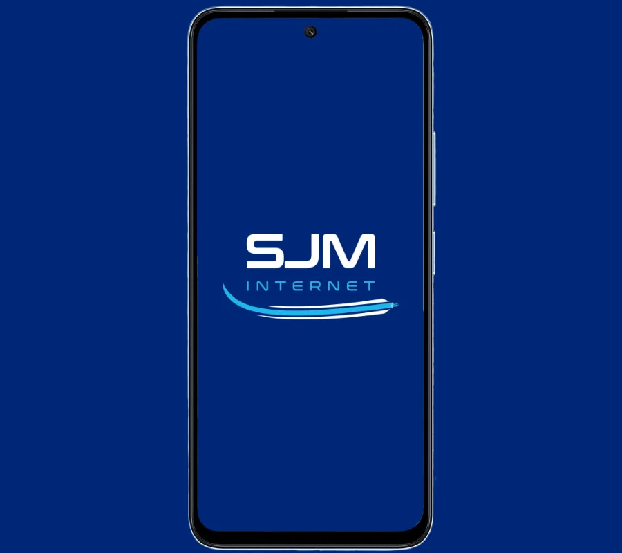 Celular com o aplicativo SJM Internet aberto